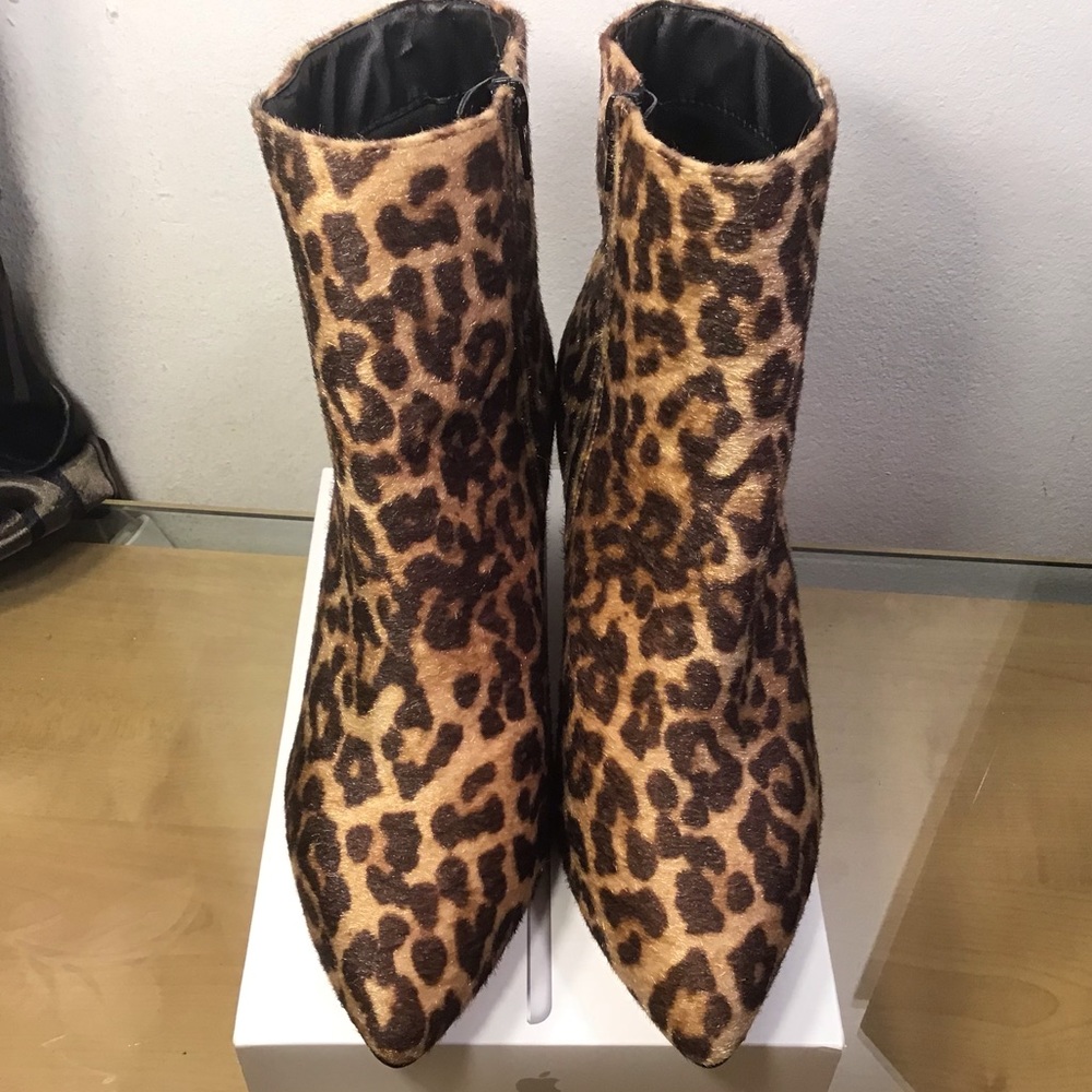 THE LORELI BOOTIE BY COMFORTVIEW®